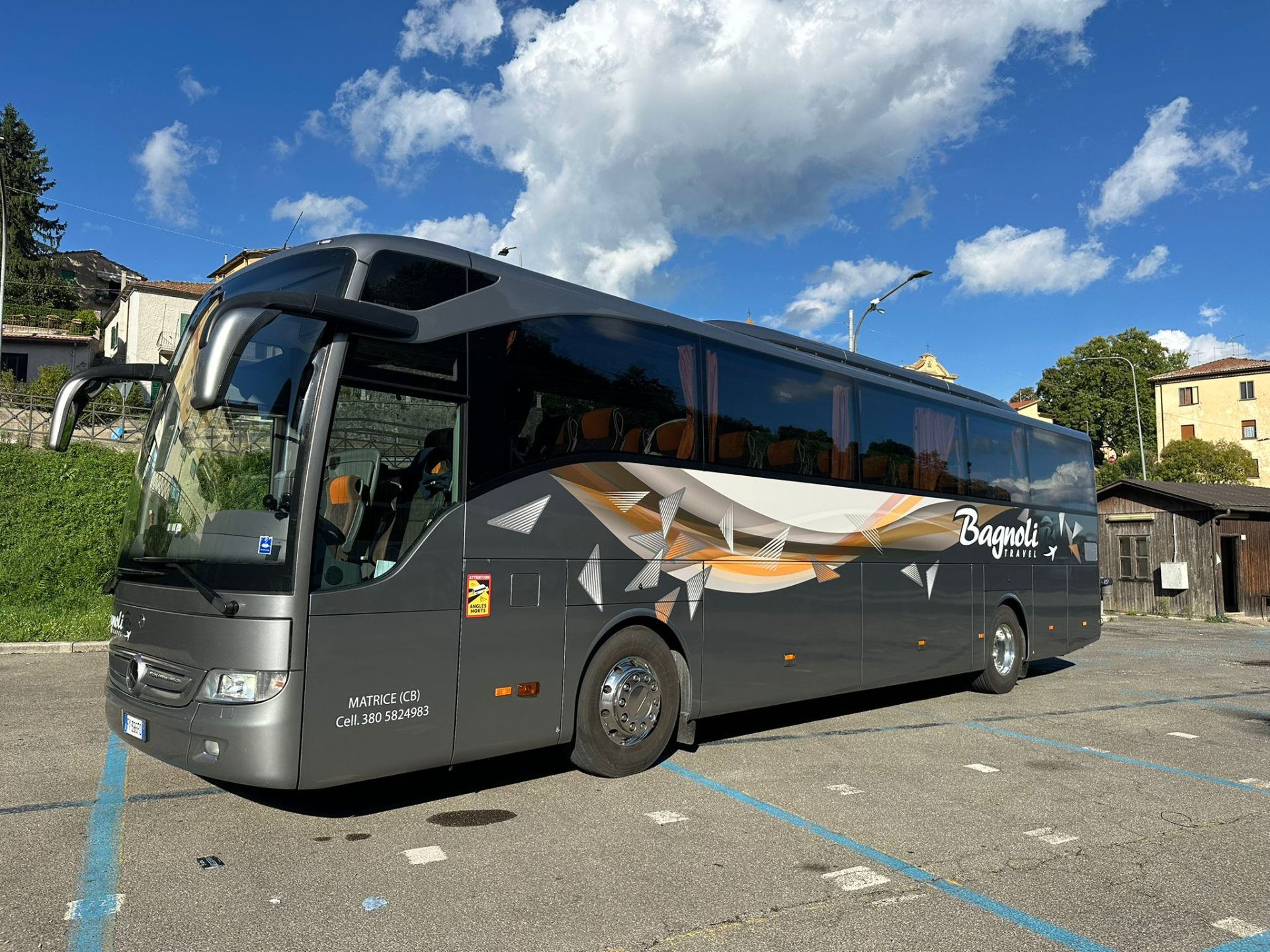 Mercedes Tourismo